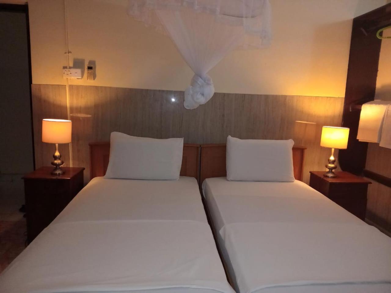 Milano Tourist Rest Ξενοδοχείο Anuradhapura Εξωτερικό φωτογραφία